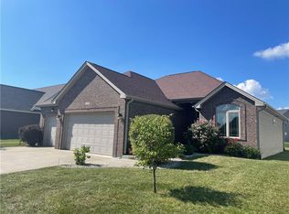 2698 Violet Way, Columbus, IN 47201