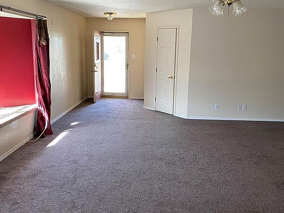 2nd image of 4419 Casa Blanca Dr