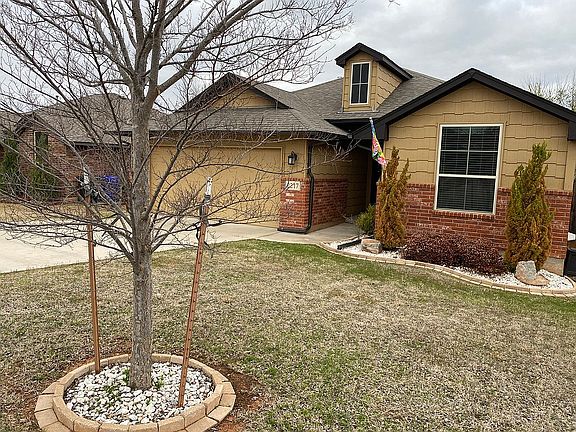 5th image of 2217 Diana Dr