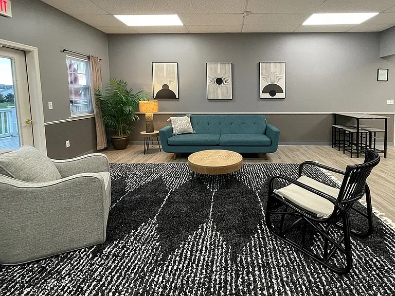 Buttonwood Gardens Apartments — Photo 9