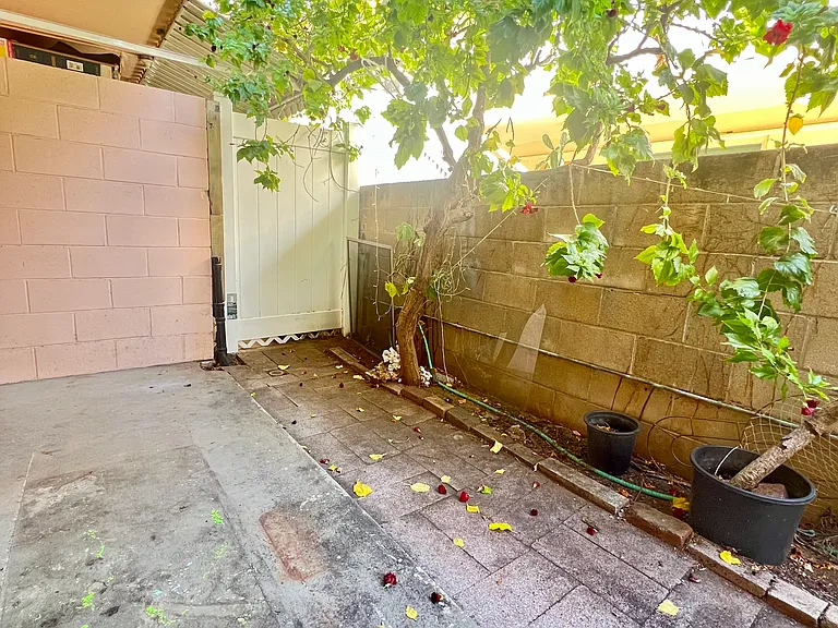 2467 Cleghorn St #2 — Photo 9