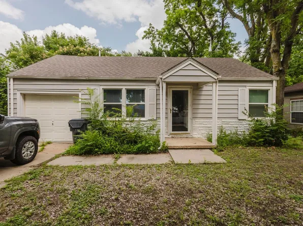 1724 S Volutsia Ave, Wichita, KS 67211