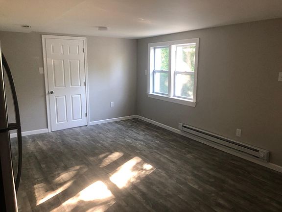 Main living/family room off of kitchen
