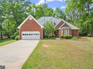 545 Morning Mist Ct, Alpharetta, GA 30022