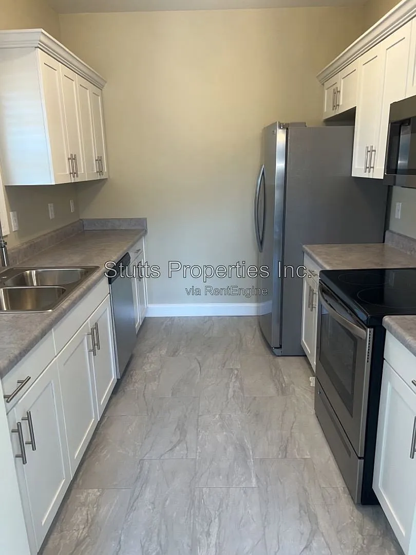 2 bed, 2.0 bath, $1,395 — Photo 2