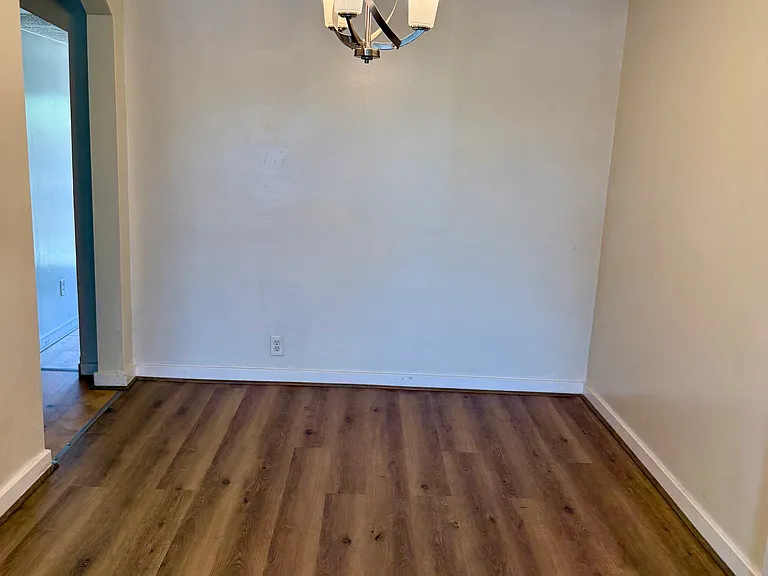 2702 N 7th St — Photo 4