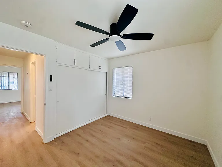 2114 S Meridian Ave — Photo 11