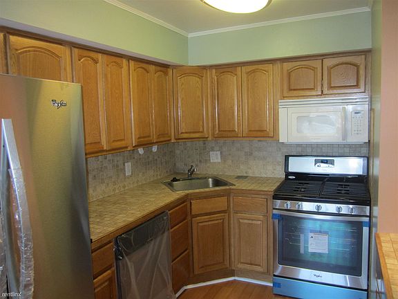 325 Warminster Rd A-4 003