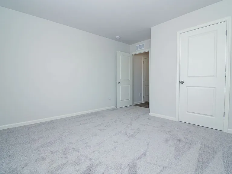 132 Elegance Way — Photo 40