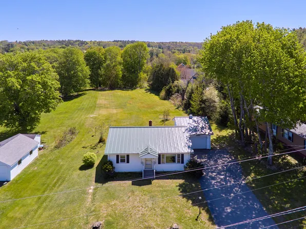 196 Kalers Corner Street, Waldoboro, ME 04572