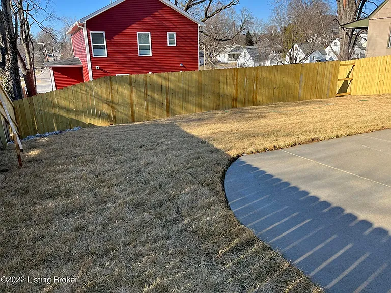1613 Grove Ave — Photo 13