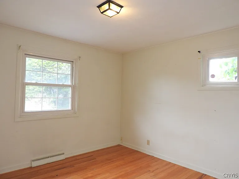 504 Hillsboro Pkwy — Photo 13