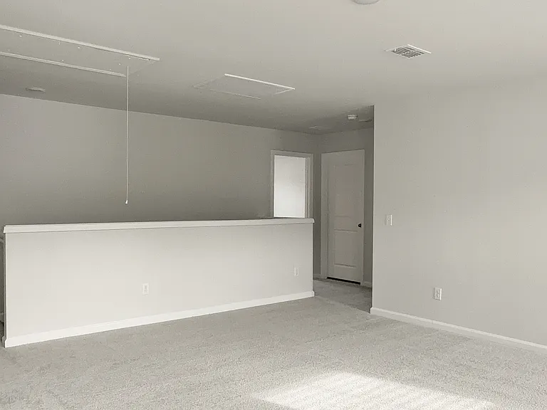 725 Meadowbrook Ln — Photo 20