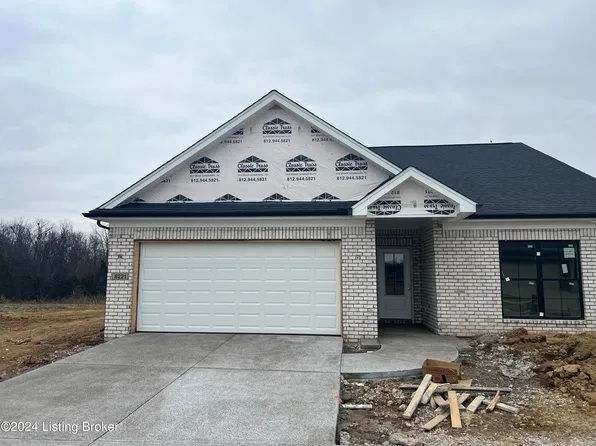 8221 Cedar Crest Ln, Louisville, KY 40291