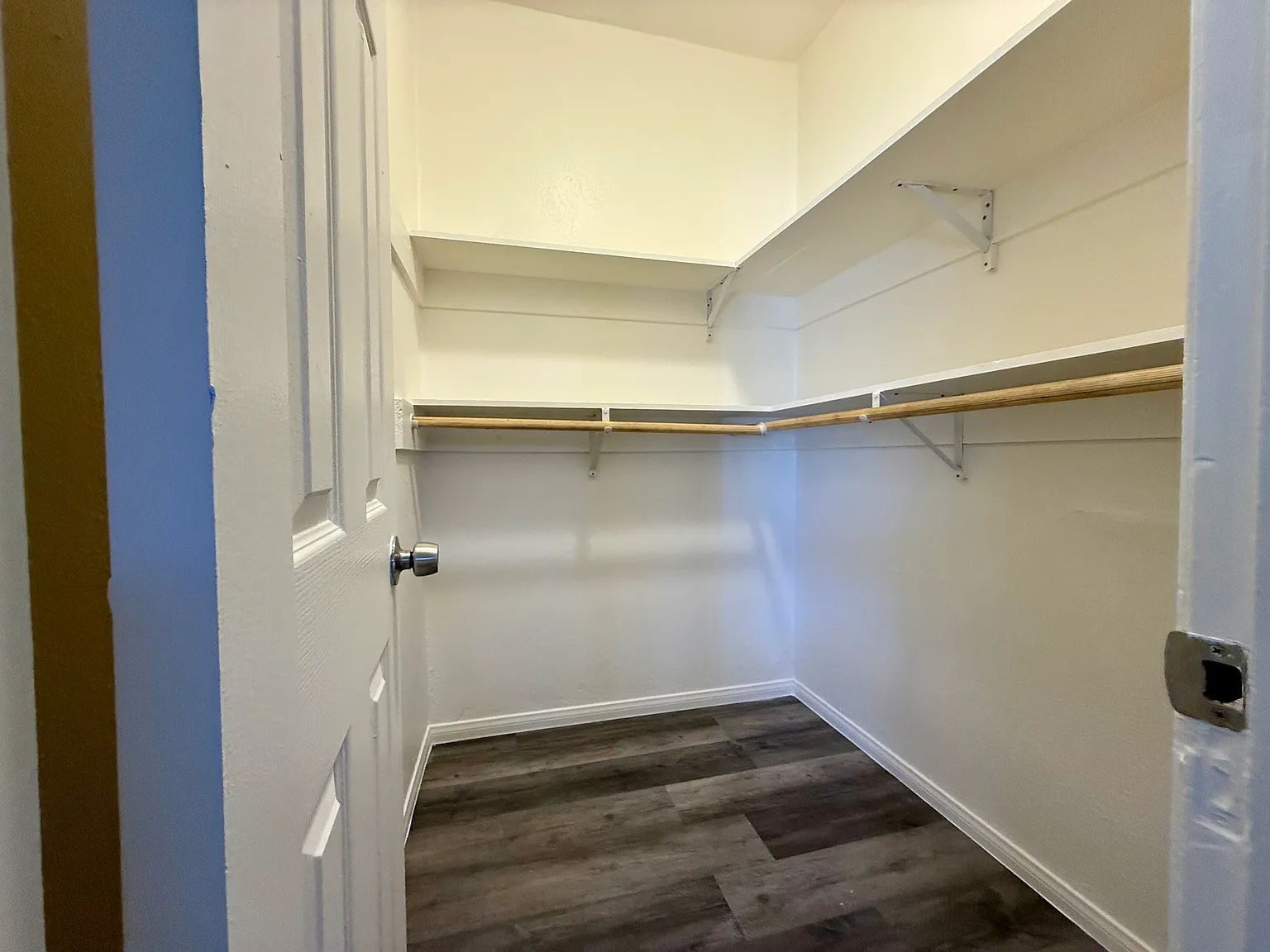 Studio, 550 sqft, $1,425 — Photo 3