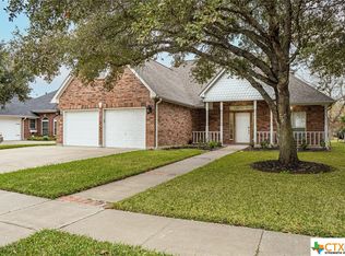 210 W Haven, Victoria, TX 77904