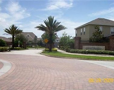 2nd image of 1955 Sand Arbor Cir