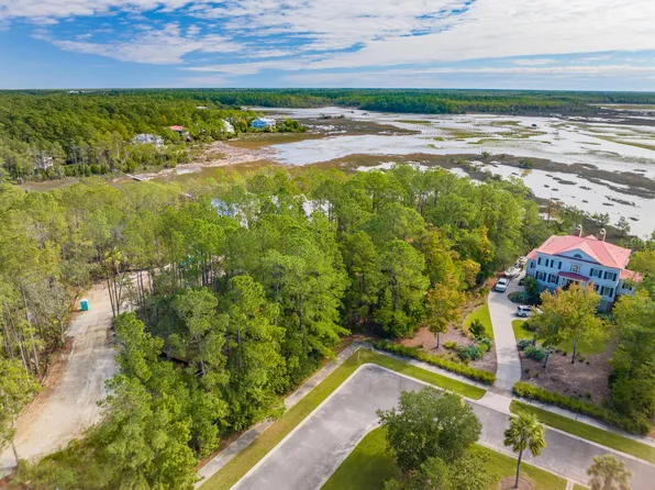 773 Bounty Square Dr, Charleston, SC 29492