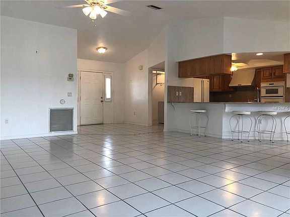 5th image of 2080 Padre Island Dr APT 121