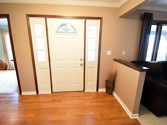 4th image of 22 S Lynnette Pl