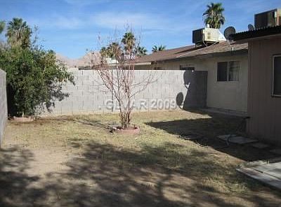4th image of 4708 Teakwood Ave