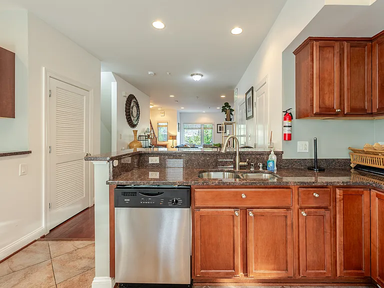 1308 Talbert Ct SE #A — Photo 7