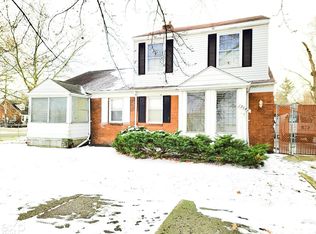 19342 Moross Rd, Grosse Pointe, MI 48224