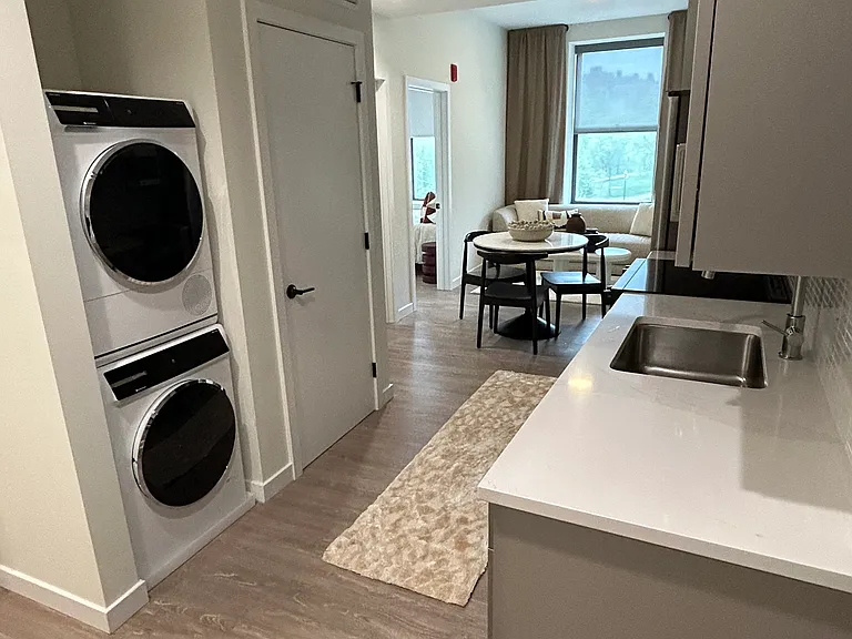 47 Winter St #401 — Photo 1