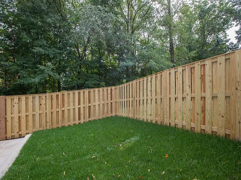 2911 Bridgehampton Ct — Photo 23