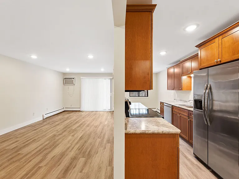 621 Santa Vera Dr — Photo 16