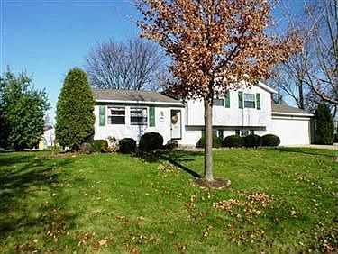 1st image of 3111 Stockbridge Dr