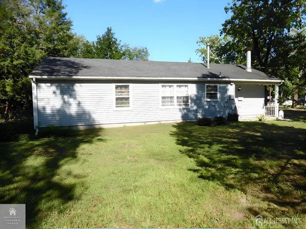 244 Manalapan Rd, Spotswood, NJ 08884