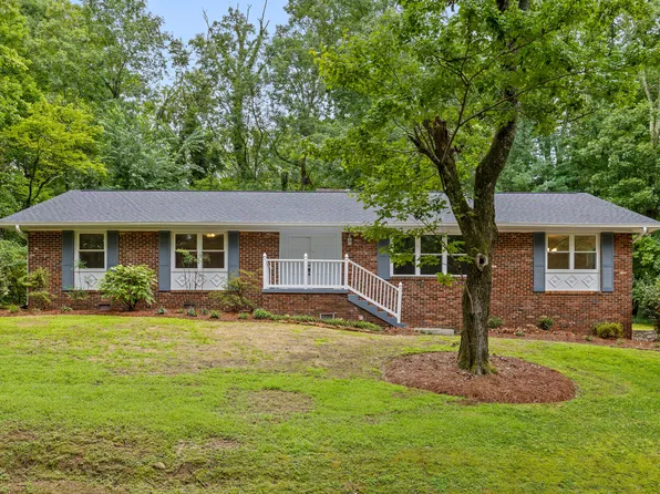 316 Green Gorge Rd, Signal Mountain, TN 37377