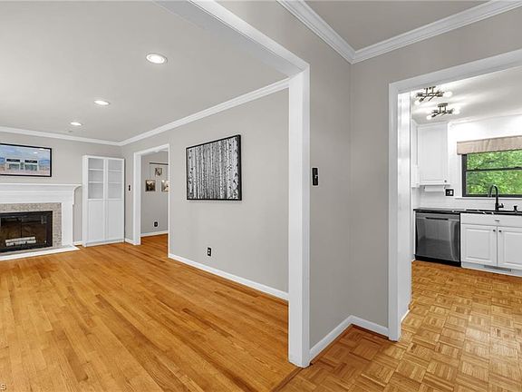 4th image of 1508 Lafayette Ct
