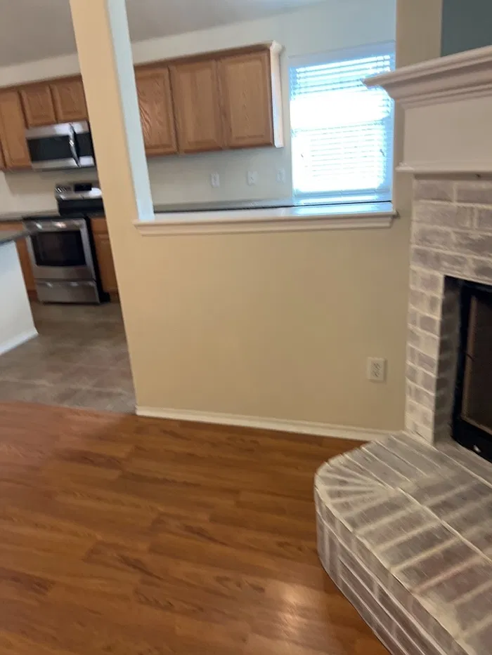 3 bed, 2.0 bath, 1650 sqft, $2,175 — Photo 4