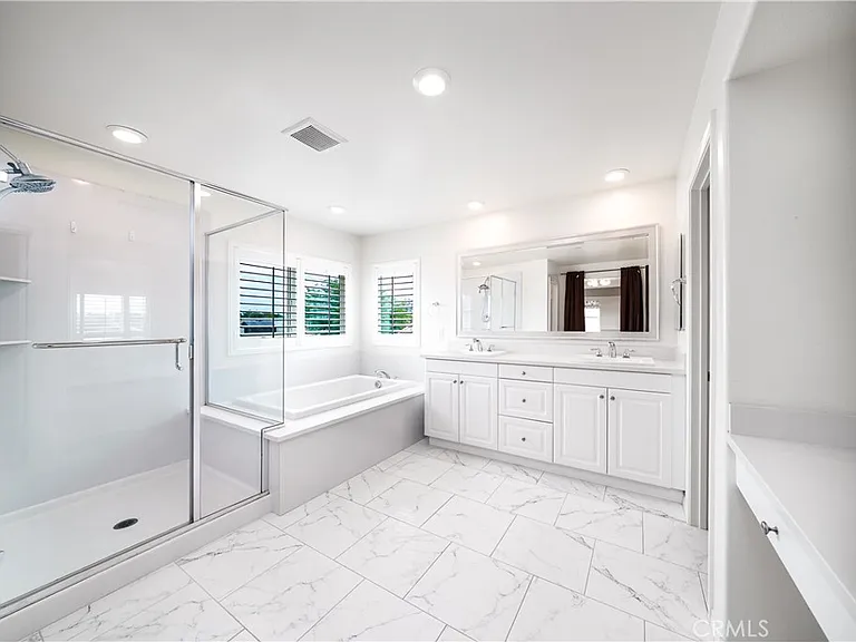 5676 Avocet Dr — Photo 33