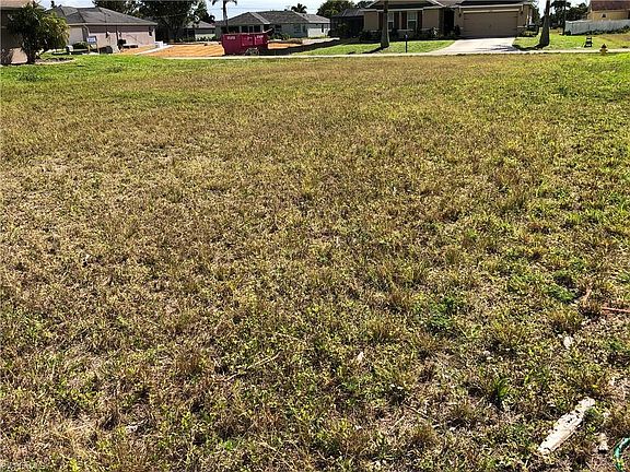 5th image of 1907 SW 39th Ter