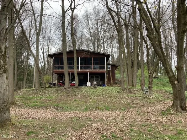 2860 Congress Lake Rd, Mogadore, OH 44260