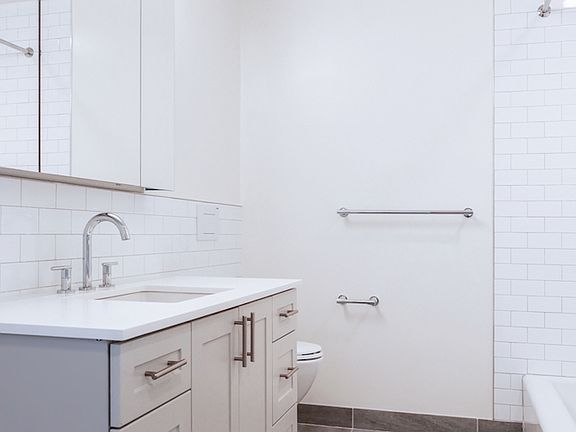 3rd image of 200 E 82nd St #28AB
