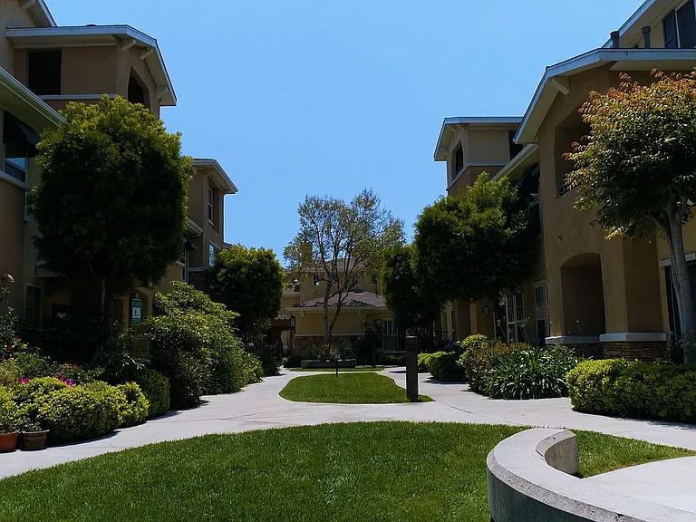 de Tolosa Ranch Apartments — Photo 27