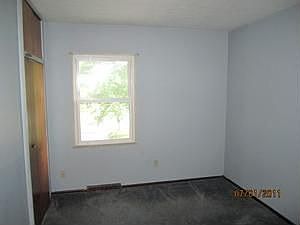 3rd image of 42864 Galaxy Dr