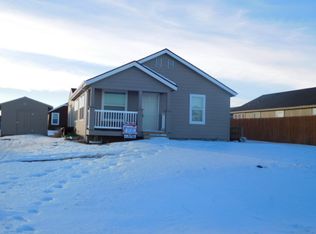 5607 Lukenbill Ave, Williston, ND 58801