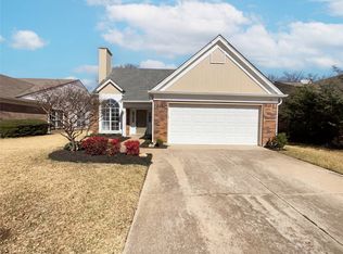 2516 Dahlia Dr, Fort Worth, TX 76123