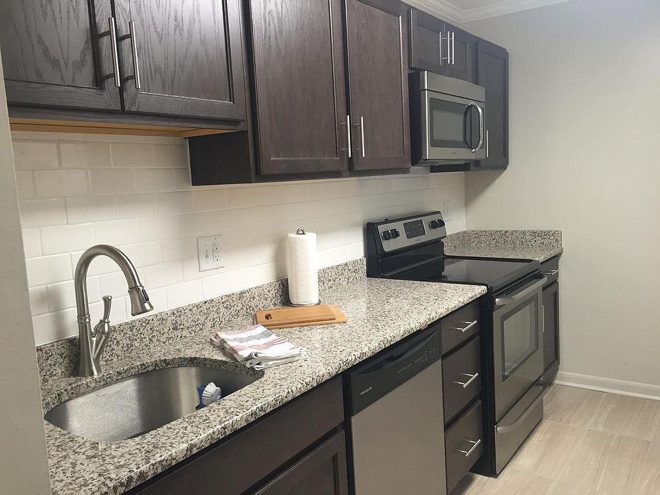 2nd image of 701 S College Rd APT 315
