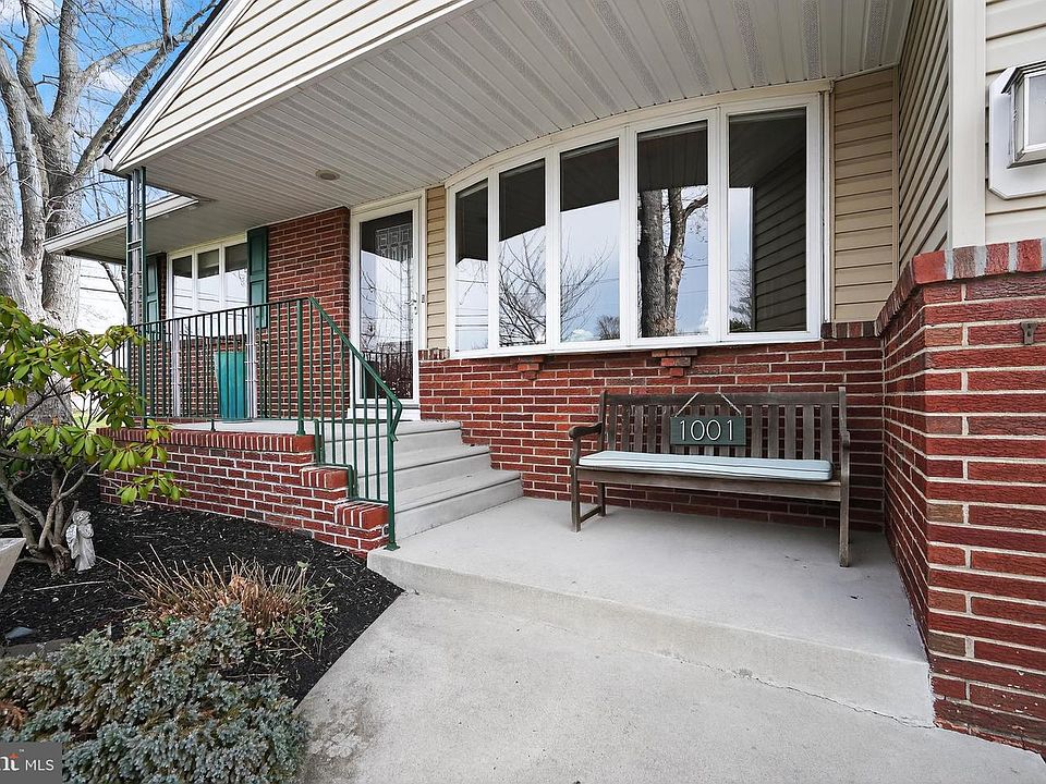 1st image of 1001 Rydal Rd