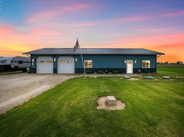 6330 W Harbor Rd, Port Clinton, OH 43452