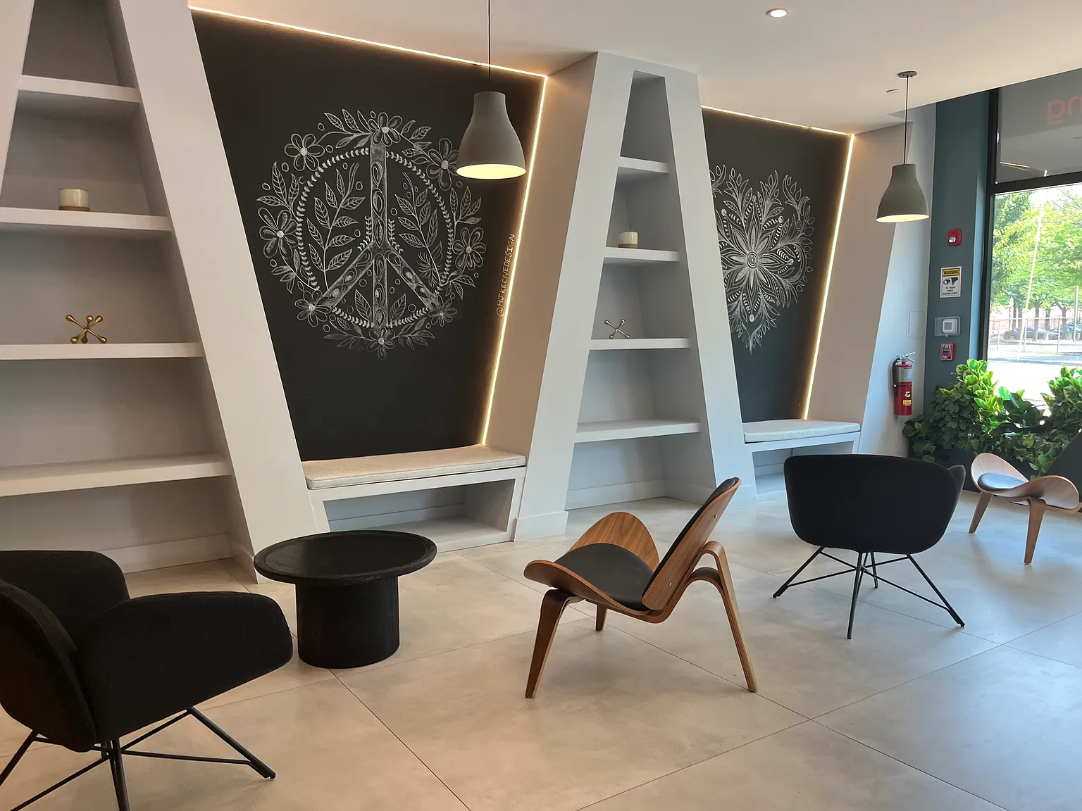 1 bed, 650 sqft, $2,350 — Photo 3