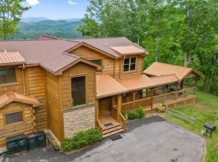 2631 Sawmill Branch Dr, Sevierville, TN 37862