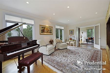 3rd image of 1760 Orchid Ct