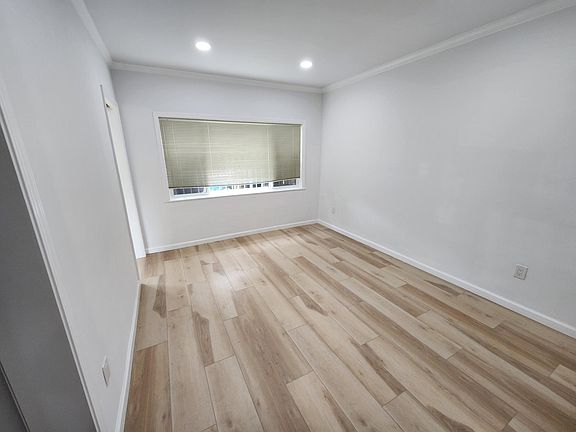 5th image of 719 34th Ave #A